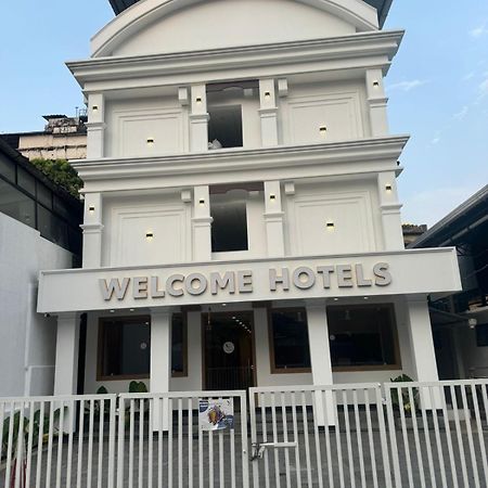 Welcome Hotels Thrissur Buitenkant foto